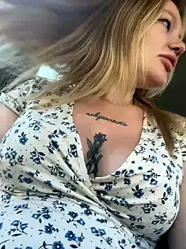 British_EmJess – webcam model profile photo Image 16