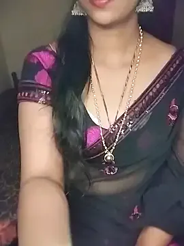 British_EmJess – webcam model profile photo Image 9