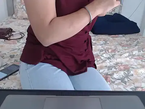 SashaVaughn – webcam model profile photo Image 16