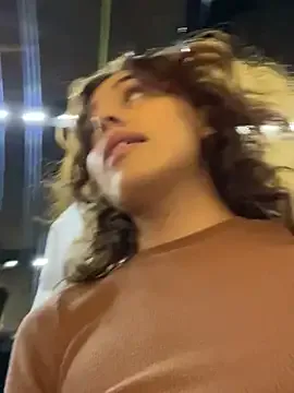 aloeloea – webcam model profile photo Image 9