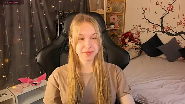 NinaVegas – webcam model profile photo Image 5