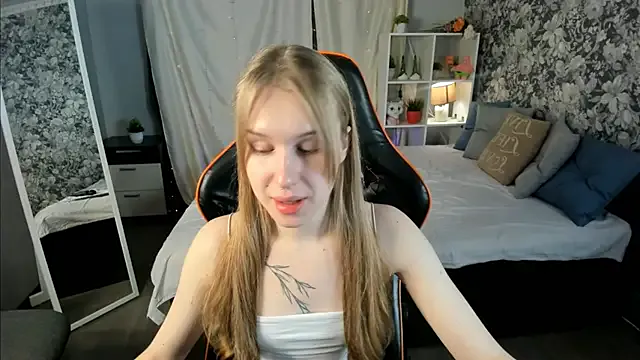 NinaVegas – webcam model profile photo Image 6