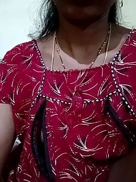 BabeBeth40 – webcam model profile photo Image 7