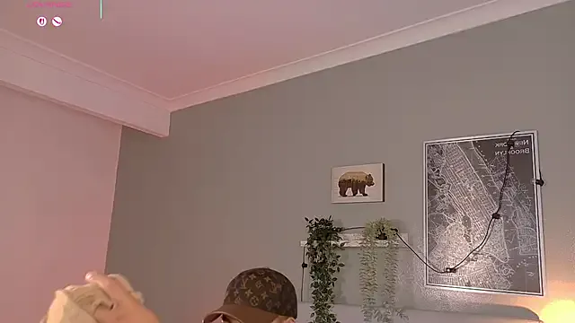 Ellalouisee89 – webcam model profile photo Image 12