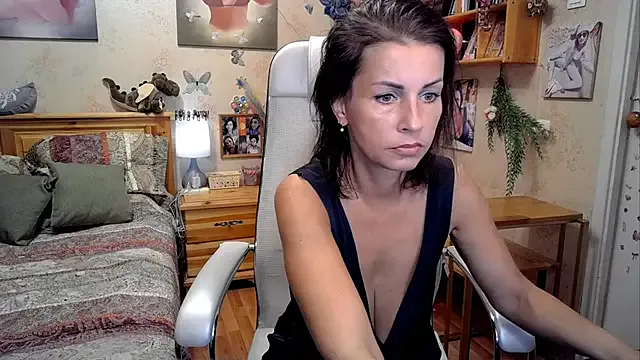 Blondebunny30 – webcam model profile photo Image 18