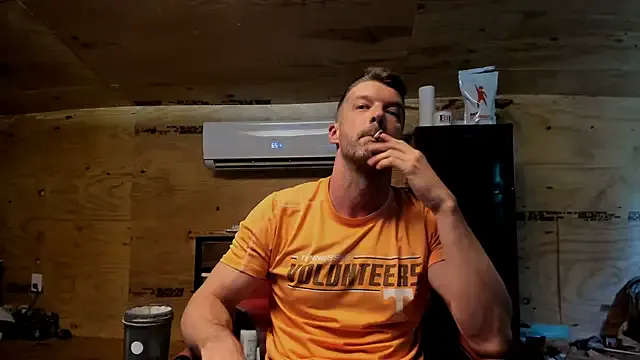 maevebanks – webcam model profile photo Image 7