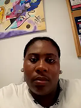 MistressLouUK – webcam model profile photo Image 19