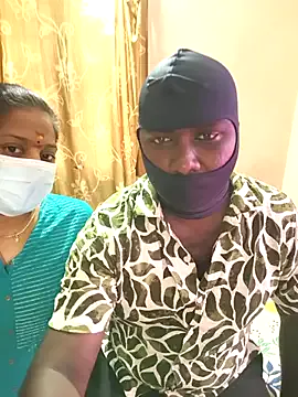 British_EmJess – webcam model profile photo Image 12