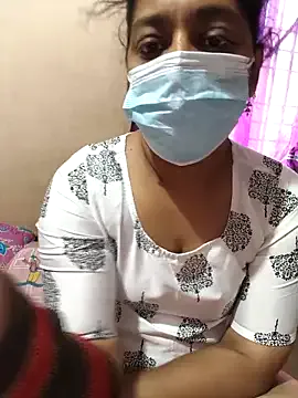 British_EmJess – webcam model profile photo Image 16