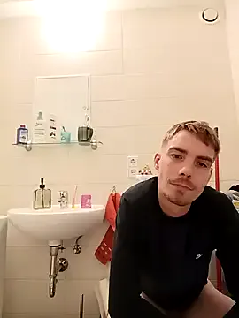 Blondie_Bethany – webcam model profile photo Image 5