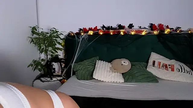 h3ntai-baby – webcam model profile photo Image 19