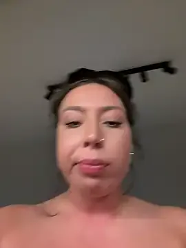 h3ntai-baby – webcam model profile photo Image 3