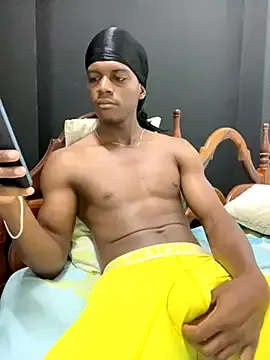 str8gaywannaplay – webcam model profile photo Image 7