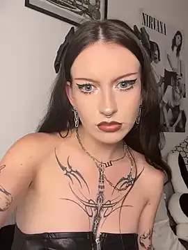 SusyBlair – webcam model profile photo Image 9
