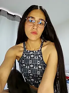 GoldenTeen20 – webcam model profile photo Image 17