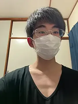 British_EmJess – webcam model profile photo Image 10