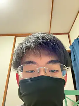 British_EmJess – webcam model profile photo Image 8