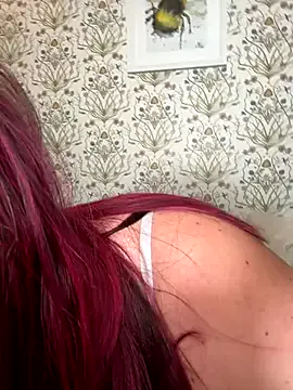 Olivija2020 – webcam model profile photo Image 17