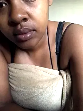LizzieGreyX – webcam model profile photo Image 7
