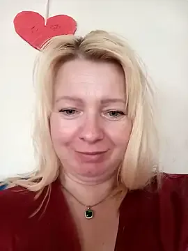 SusyBlair – webcam model profile photo Image 11