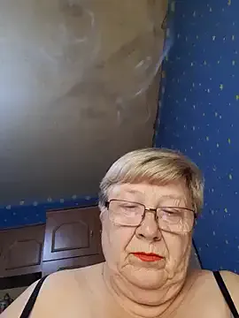 pinkys-slave – webcam model profile photo Image 13