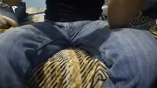 Benson18y – webcam model profile photo Image 14