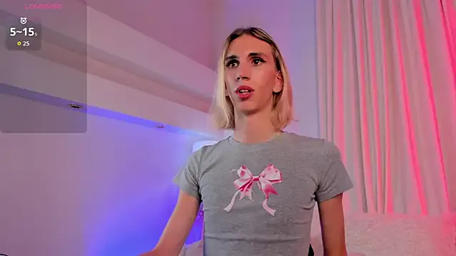 elenapierce69 – webcam model profile photo Image 18