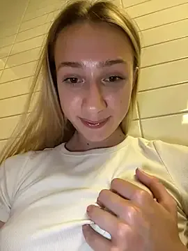 Lia__Love Image 18