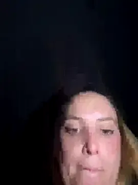 Crystal-Porn-Love – webcam model profile photo Image 16