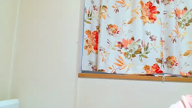 LizzieGreyX – webcam model profile photo Image 8