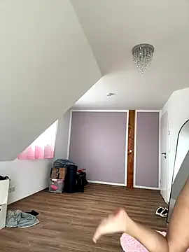 Livewithlucy Image 18