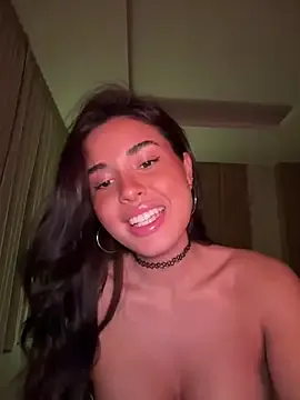 MarilynRainbow – webcam model profile photo Image 11