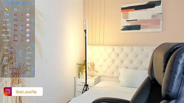 SusyBlair – webcam model profile photo Image 3