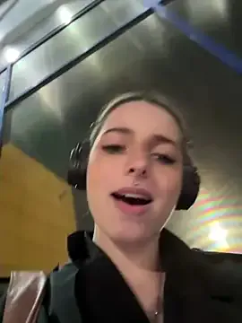 LoraaDoll Image 7