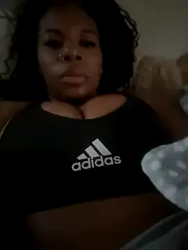 GlamGran – webcam model profile photo Image 12