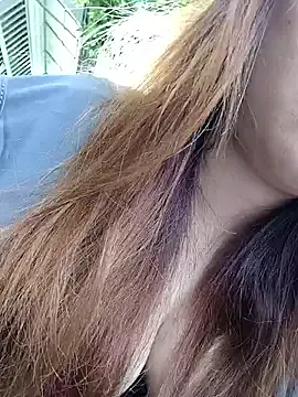 EmmyKrist – webcam model profile photo Image 7