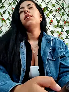 Cat-meowa – webcam model profile photo Image 13