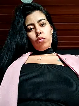 Cat-meowa – webcam model profile photo Image 15