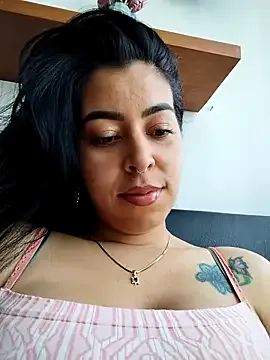 Cat-meowa – webcam model profile photo Image 5