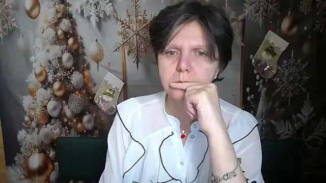 Karamelsw – webcam model profile photo Image 6