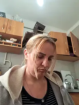 SofiaSins – webcam model profile photo Image 16