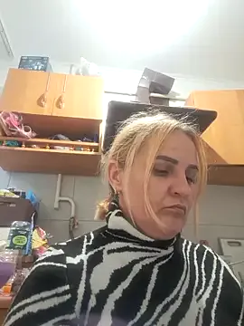 SofiaSins – webcam model profile photo Image 19