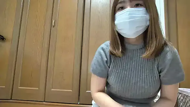 UKRaunchyRobyn – webcam model profile photo Image 4