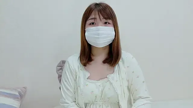 UKRaunchyRobyn – webcam model profile photo Image 6