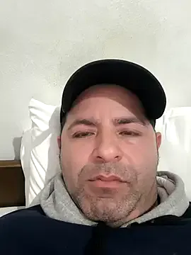 SashaVaughn – webcam model profile photo Image 4