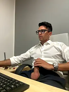 Ellalouisee89 – webcam model profile photo Image 12