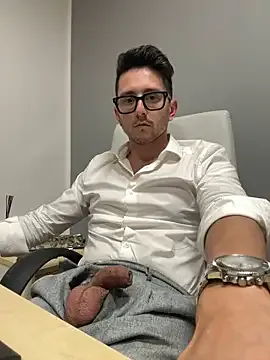 Ellalouisee89 – webcam model profile photo Image 2