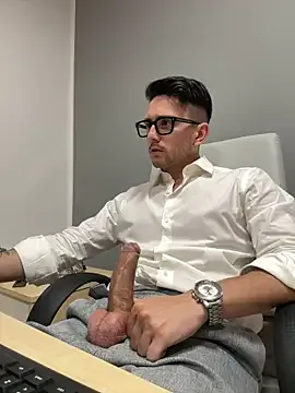 Ellalouisee89 – webcam model profile photo Image 4