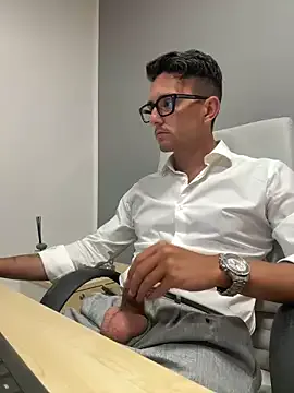 Ellalouisee89 – webcam model profile photo Image 9