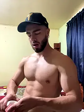 Donovan_Desmond – webcam model profile photo Image 11